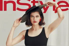 复古画报女郎亚历珊德拉·达达里奥，迷人蔚蓝眼眸艳光四射图片