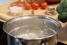 7类食材自带有害物质，吃前必须「焯水」图片