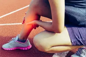 小腿抽筋是因为缺钙了？出现这种情况，千万别大意！图片