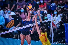 中国女排0-3负于美国女排 遭遇第二场失利图片