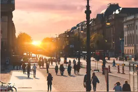 故事：我27岁，姐姐刚结婚我就跟了姐夫，但最后我举报了他图片