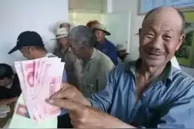 在农村什么人可以申请“特困供养户”？每年至少领取补贴7500元！图片