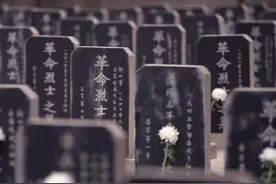 “谁能活着回去，谁就代牺牲战友去孝敬父母……”图片