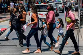 唯一36岁当选的总统，上台后对华友好，百姓对其寄予厚望图片