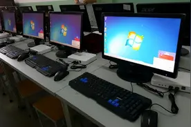 为啥现在网吧的生意越来越差？网吧老板酒后吐实情：太现实了图片