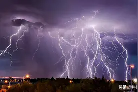 闪电的威力到底有多可怕？人被闪电击中是啥感觉？足以让人胆寒图片