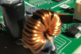 智能UV变频电源与传统变压器性能对比图片