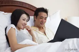 65岁大爷硬气相亲，俘获54岁女芳心，男方拒绝你太顺从了，没情调图片