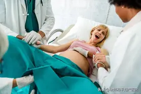 生孩子“开十指”，医生要将双手全部伸到里面？图片