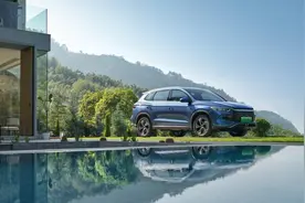 比亚迪宋Pro DM-i冠军版正式上市图片