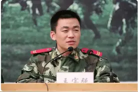 在部队混个营长难吗？怎么晋升？通常需要这些条件图片