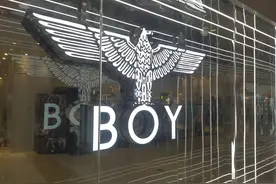 “唐山打人事件”漩涡中的郑州BOY LONDON店：我们也是受害者图片