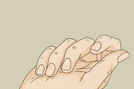 身体健不健康，从手指能看出来？提醒：手部有3种异常，趁早检查图片