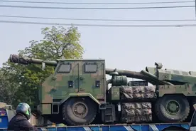 236辆中国卡车炮武装巴铁！重炮实力翻倍增强，又轮到印军头疼了图片