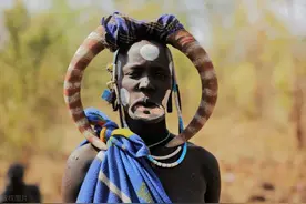 神秘的非洲部落图片