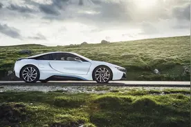 汽车究竟要跑多久，蓄电池才能充满电？图片