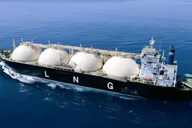 一批又一批的黄金石油粮食，加紧运往中国，西方开始意识到不对劲图片