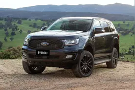 剑指坦克500！全新福特撼路者曝光，车头似猛禽，搭3.0T V6动力图片