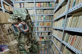 我没有别的嗜好，唯独喜爱旧书，且占有欲极强，无可救药图片