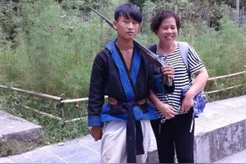 唯一带枪的民族——瑶族图片