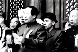 50年毛主席宴请赛福鼎，一个举动让其既感动又不安：不要麻烦了图片