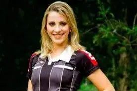 世界最美足球女裁判图片