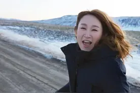 香港第一才女靠“扮丑”封神，43岁近况引全网心疼：不住豪宅，无儿无女，我很快乐图片