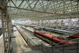 韩国高铁非常好，速度快，坐的也舒服，一点不比中国高铁差图片