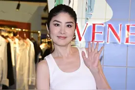 亲妈！陈慧琳笑小儿子是肥仔，14岁长子身高1米8模样傻傻无意入行图片