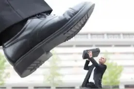 为什么领导总爱找那些真正干活的人茬，对不干活的人却视而不见图片