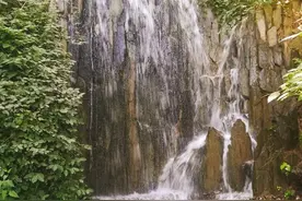 容易和男人玩暧昧做情人的女人，大多都是贪图这3样东西图片