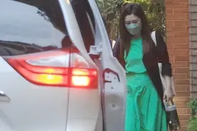 任家萱下班后买菜回家下厨 与小7岁男友同居过甜蜜生活图片