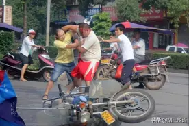 新规定:人家殴打你，可以还手了，属于正当防卫，不再是互殴图片