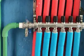 家里地暖系统回路分为几路?回路越多越好么?图片