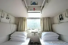 高级软卧、一人软包、多功能座等，这些火车坐席你坐过吗？图片