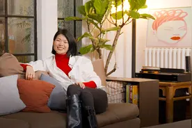 从超模到总裁，吕燕：老公负责带娃，我专心搞事业图片