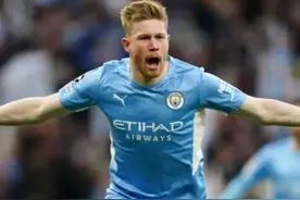 皮克从曼联到巴塞涅槃重生，数据揭秘球星黑洞是哪家？图片