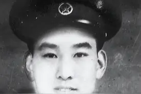 解放军兵王有多厉害？在淮海战役中，他带领7位战士俘敌3000多人图片