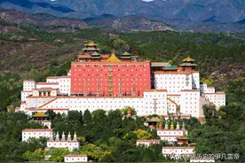 藏传佛教中的四大活佛究竟是哪四位？图片