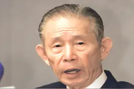 王永庆在瑞士银行存400亿遗产，子女想取出却被告知：先交300亿图片