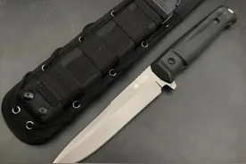 俄军特种兵最爱的8款冷兵器，匕首枪和工具钳的确实用图片