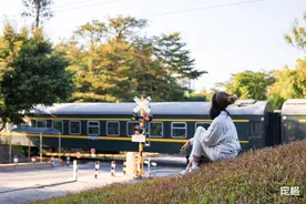 深圳新「火车拍照地」，人少速来图片