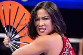 首位中国女将李霞：身材健硕，大腿纹身成标志，获名宿认可图片