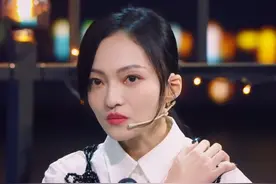 别再心疼张韶涵了，她压根不需要图片