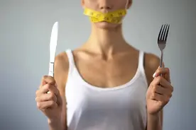 节食不运动 vs 节食+运动 ，哪种能迅速掉秤？图片