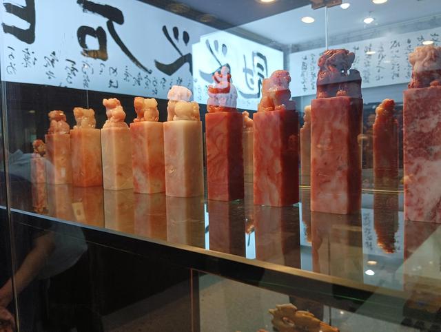 庄 则：“方寸”金戈铁马 “举刀”几度秋凉