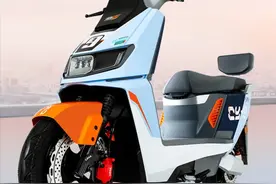 推荐2款全新机甲电摩亮相，极速70km/h，霸气外观，超赞性能图片