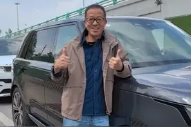 太壕了！俞敏洪请假20天自驾游西藏，开3辆百万豪车，评论区炸锅图片