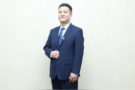 对话高管 畅谈服务|渤海银行石家庄分行行长助理刘楠专访：强化责任担当 践行人民金融图片