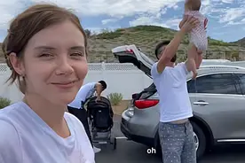 美国姑娘成中国通，嫁东北小伙生混血娃，今厨艺大涨：能做锅包肉图片